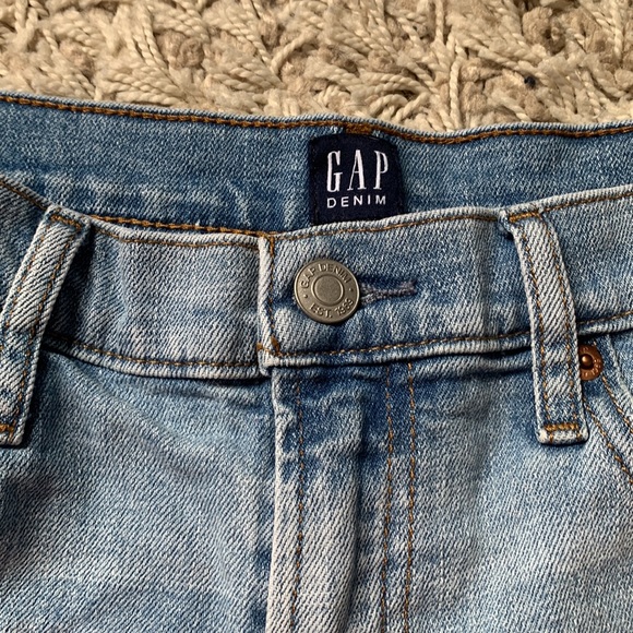 Denim shorts - Picture 5 of 9